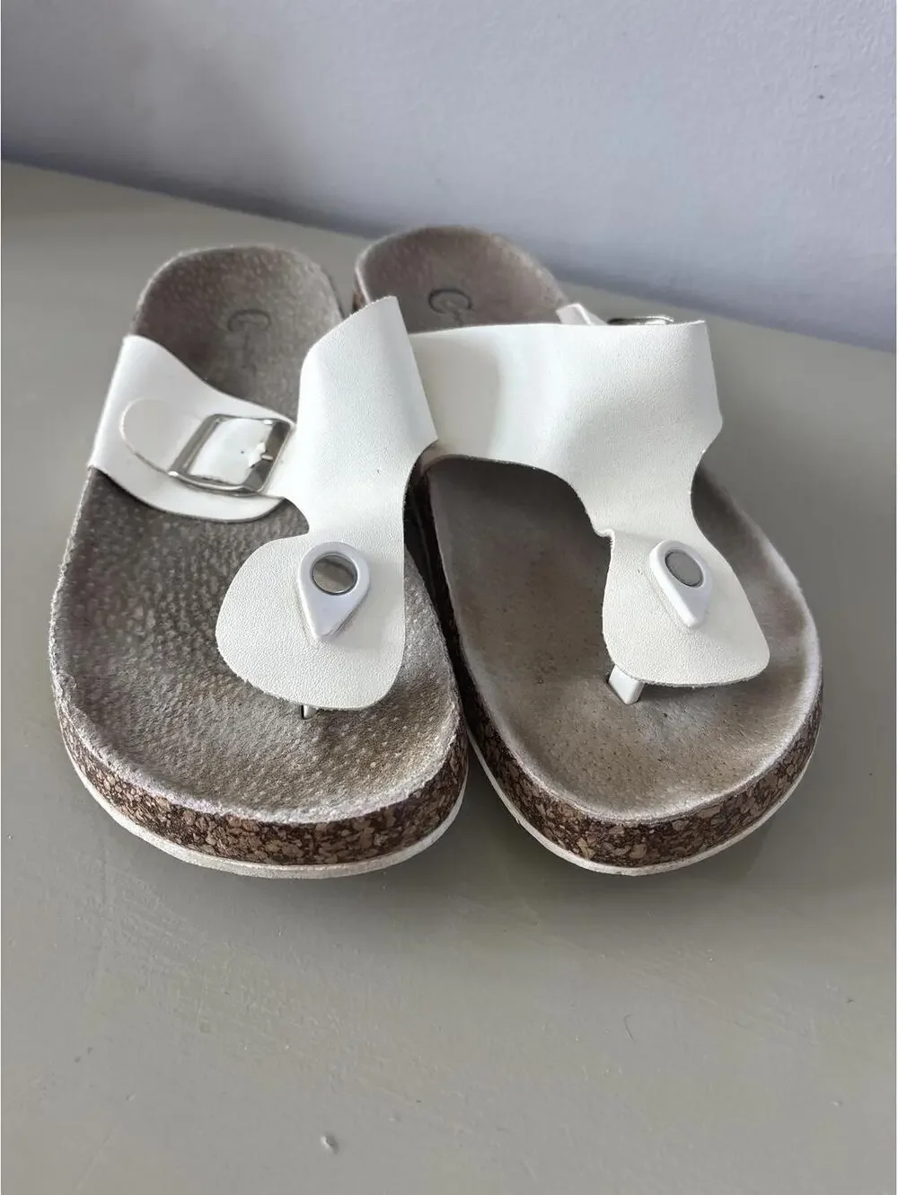Comfort White Buckle Thong Sandals with Cork Footbed Size 9 Women's
